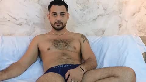 Snapshot of david_oliveira chatting on February 4, 1:48 pm JF oliveira online show from February 4, 1:48 pm