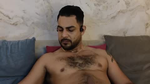 Snapshot of david_oliveira chatting on February 8, 1:33 pm JF oliveira online show from February 8, 1:33 pm