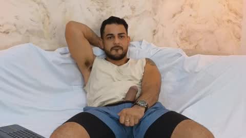 Snapshot of david_oliveira chatting on February 11, 1:30 pm JF oliveira online show from February 11, 1:30 pm