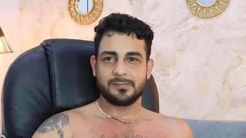 Snapshot of david_oliveira chatting on February 23, 6:56 pm JF oliveira online show from February 23, 6:56 pm