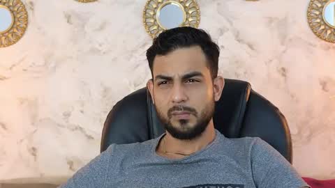 Snapshot of david_oliveira chatting on February 24, 2:37 pm JF oliveira online show from February 24, 2:37 pm