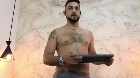 Snapshot of david_oliveira chatting on October 12, 12:59 pm JF oliveira online show from October 12, 12:59 pm