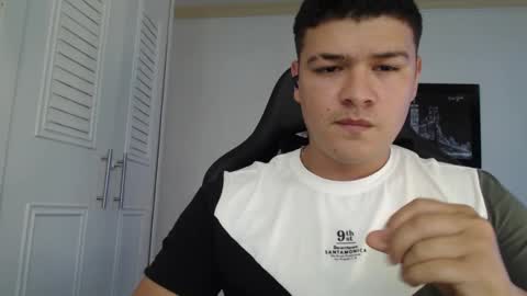 Snapshot of david_smit_ chatting on January 28, 7:21 pm david smit online show from January 28, 7:21 pm