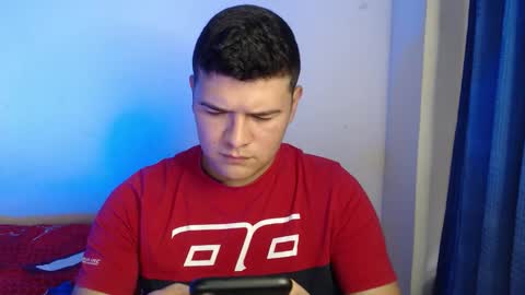 Snapshot of david_smit_ chatting on October 18, 9:59 pm david smit online show from October 18, 9:59 pm