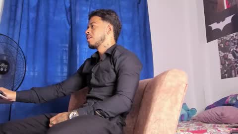 Snapshot of davide_daniels chatting on September 12, 12:05 pm Davide online show from September 12, 12:05 pm