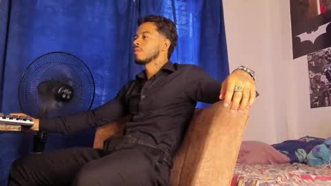 Snapshot of davide_daniels chatting on September 22, 1:13 pm Davide online show from September 22, 1:13 pm