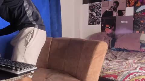 Snapshot of davide_daniels chatting on October 19, 4:51 pm Davide online show from October 19, 4:51 pm