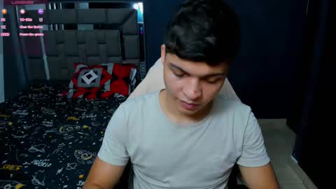 davidro030 online show from March 5, 2:51 am