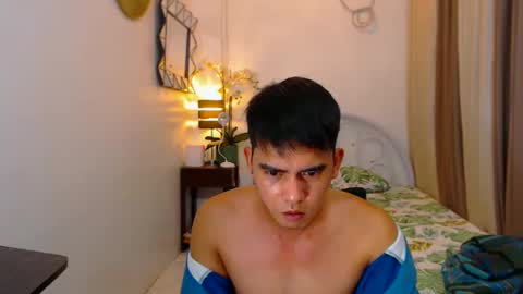 davidrocero online show from February 25, 7:20 am