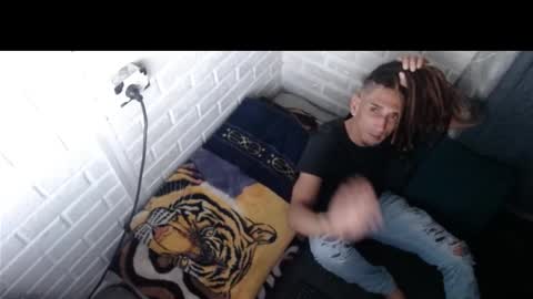 Snapshot of davils12 chatting on September 11, 7:41 am DAVILS online show from September 11, 7:41 am