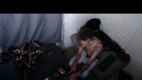 Snapshot of davils12 chatting on September 12, 4:45 am DAVILS online show from September 12, 4:45 am