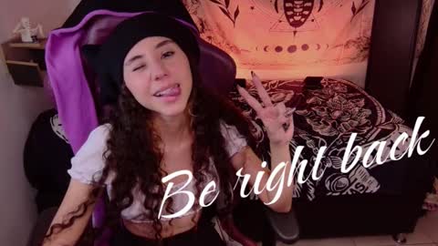 Davina online show from December 15, 4:11 pm