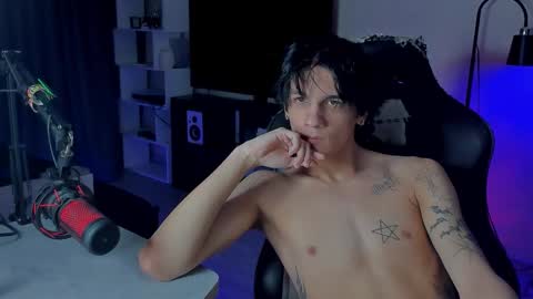 davis online show from December 4, 9:12 pm