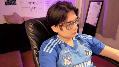 davoxer online show from March 18, 2:47 am