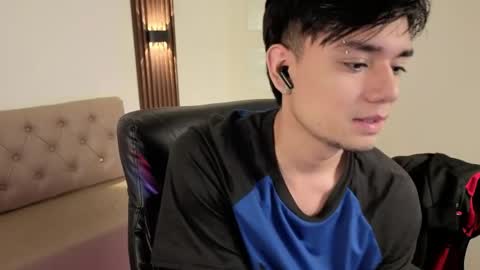 davoxer online show from April 10, 3:23 am