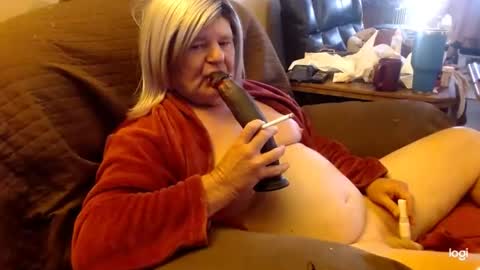 Snapshot of dawndoesall chatting on November 7, 5:24 pm dawndoesall online show from November 7, 5:24 pm