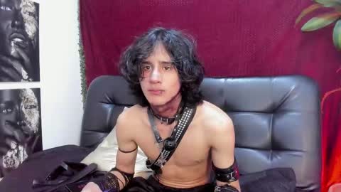 Snapshot of dax669 chatting on March 8, 2:04 am dax669 online show from March 8, 2:04 am