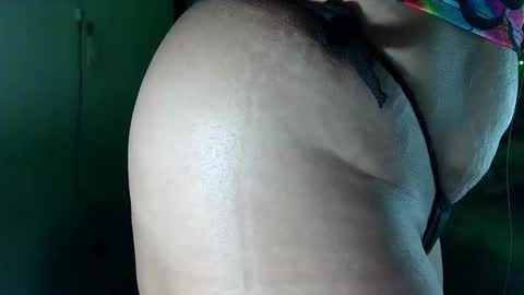 Snapshot of daya202 chatting on September 20, 12:55 am Eli online show from September 20, 12:55 am