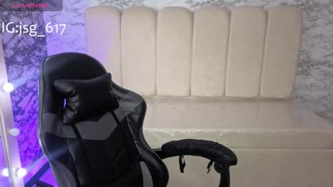 Snapshot of dayan_v_ chatting on October 26, 8:04 pm Hi Stream 1500 to 2100 online show from October 26, 8:04 pm