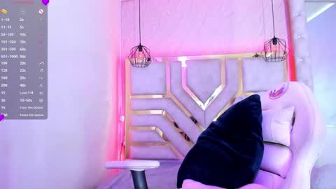 Snapshot of dayana_harlow2 chatting on October 31, 8:21 pm dayana_harlow2 online show from October 31, 8:21 pm