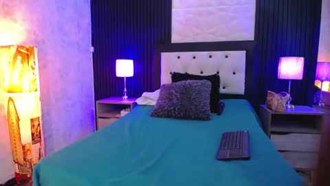 Snapshot of dayana_mendozaa69 chatting on December 23, 1:03 pm Dayana online show from December 23, 1:03 pm