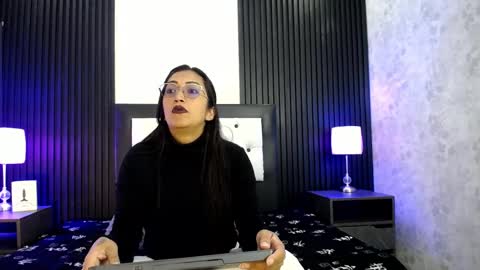 Snapshot of dayana_mendozaa69 chatting on February 24, 1:10 pm Dayana online show from February 24, 1:10 pm