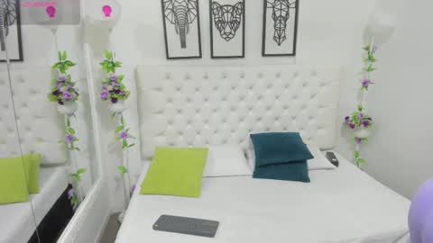 Snapshot of dayhan_santos chatting on October 6, 10:56 am dayhan_santos online show from October 6, 10:56 am