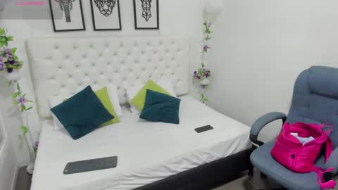 Snapshot of dayhan_santos chatting on October 7, 10:45 am dayhan_santos online show from October 7, 10:45 am