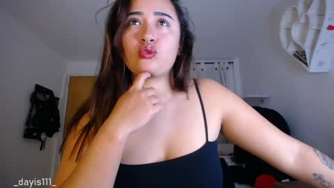  Dayis  online show from April 22, 2:36 am