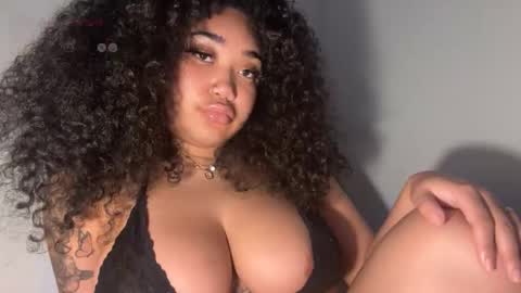 dayqueen1 online show from March 5, 11:17 am