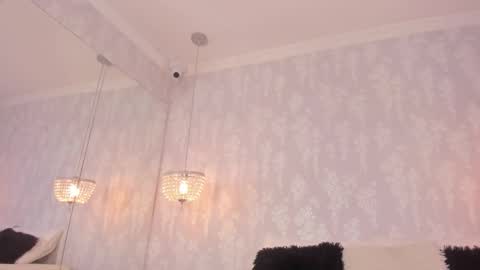 Snapshot of dayra_angels chatting on November 13, 4:39 pm DAYRA ANGELS online show from November 13, 4:39 pm