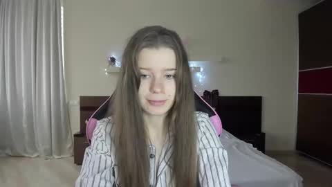 dazdrasmigdasue online show from February 1, 7:36 am