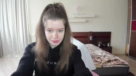 dazdrasmigdasue online show from February 7, 8:11 am