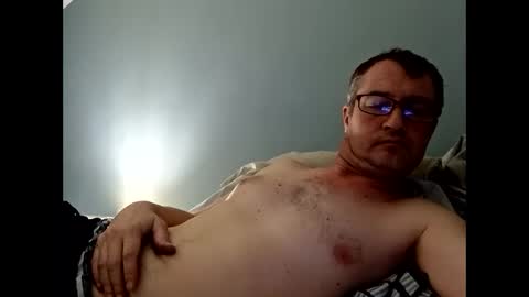 Snapshot of dazzill chatting on December 5, 9:28 pm Dazzill online show from December 5, 9:28 pm