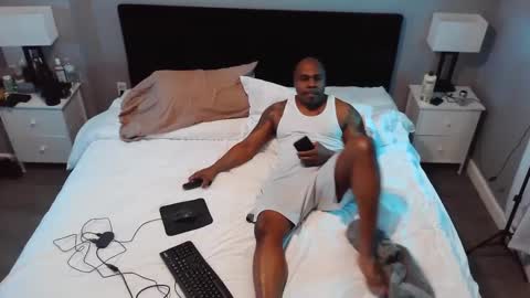 Snapshot of dcrush76 chatting on February 25, 2:14 am DCrush online show from February 25, 2:14 am