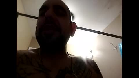 Snapshot of deadbirdink8o8 chatting on January 8, 7:56 pm deadbirdink8o8 online show from January 8, 7:56 pm