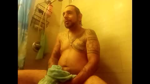 Snapshot of deadbirdink8o8 chatting on October 29, 9:00 am deadbirdink8o8 online show from October 29, 9:00 am