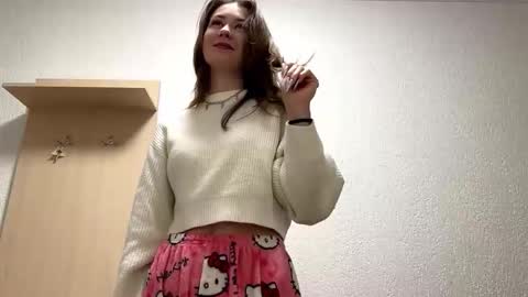 Snapshot of deandrasankowski chatting on January 15, 5:49 pm Elsa online show from January 15, 5:49 pm