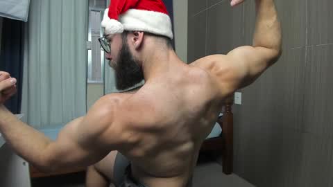 Dean online show from December 12, 8:53 pm