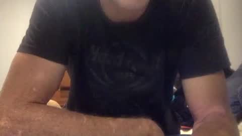 Snapshot of deanofflove221000 chatting on November 2, 9:33 am deanofflove221000 online show from November 2, 9:33 am