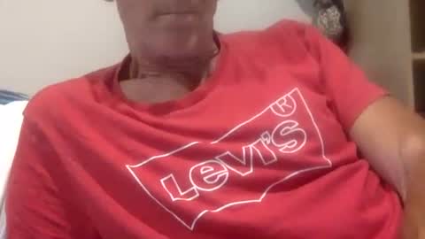 Snapshot of deanofflove221000 chatting on November 11, 7:14 pm deanofflove221000 online show from November 11, 7:14 pm