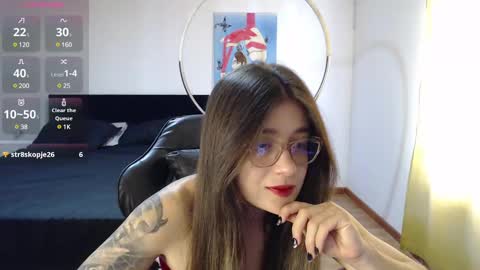 Snapshot of dearlilith6666 chatting on January 25, 1:30 pm dearlilith6666 online show from January 25, 1:30 pm