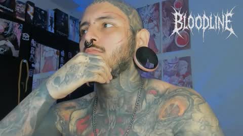    online show from December 3, 6:50 pm