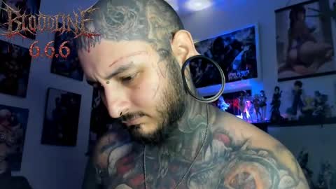    online show from April 16, 9:50 pm