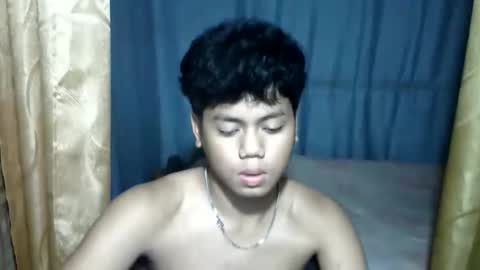 Snapshot of debbie_queen chatting on May 12, 4:48 pm debbie_queen online show from May 12, 4:48 pm