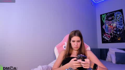 Jennifer online show from September 24, 10:35 pm