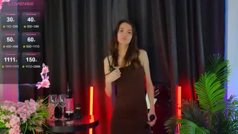 Snapshot of debihenks chatting on May 25, 5:19 pm Eva online show from May 25, 5:19 pm