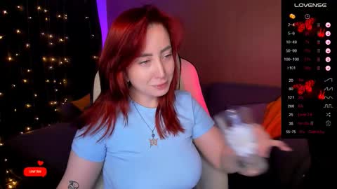 Snapshot of deborah_moore chatting on November 27, 2:24 am Debora online show from November 27, 2:24 am