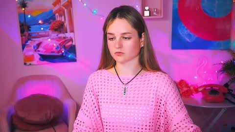 Snapshot of deboralarson chatting on December 12, 7:19 am Debora online show from December 12, 7:19 am