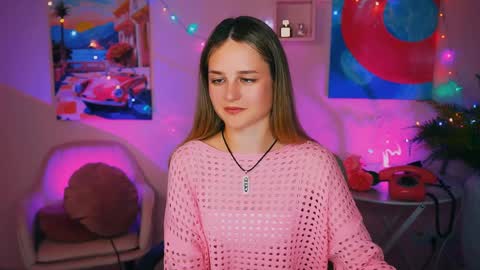 Snapshot of deboralarson chatting on December 15, 5:10 pm Debora online show from December 15, 5:10 pm